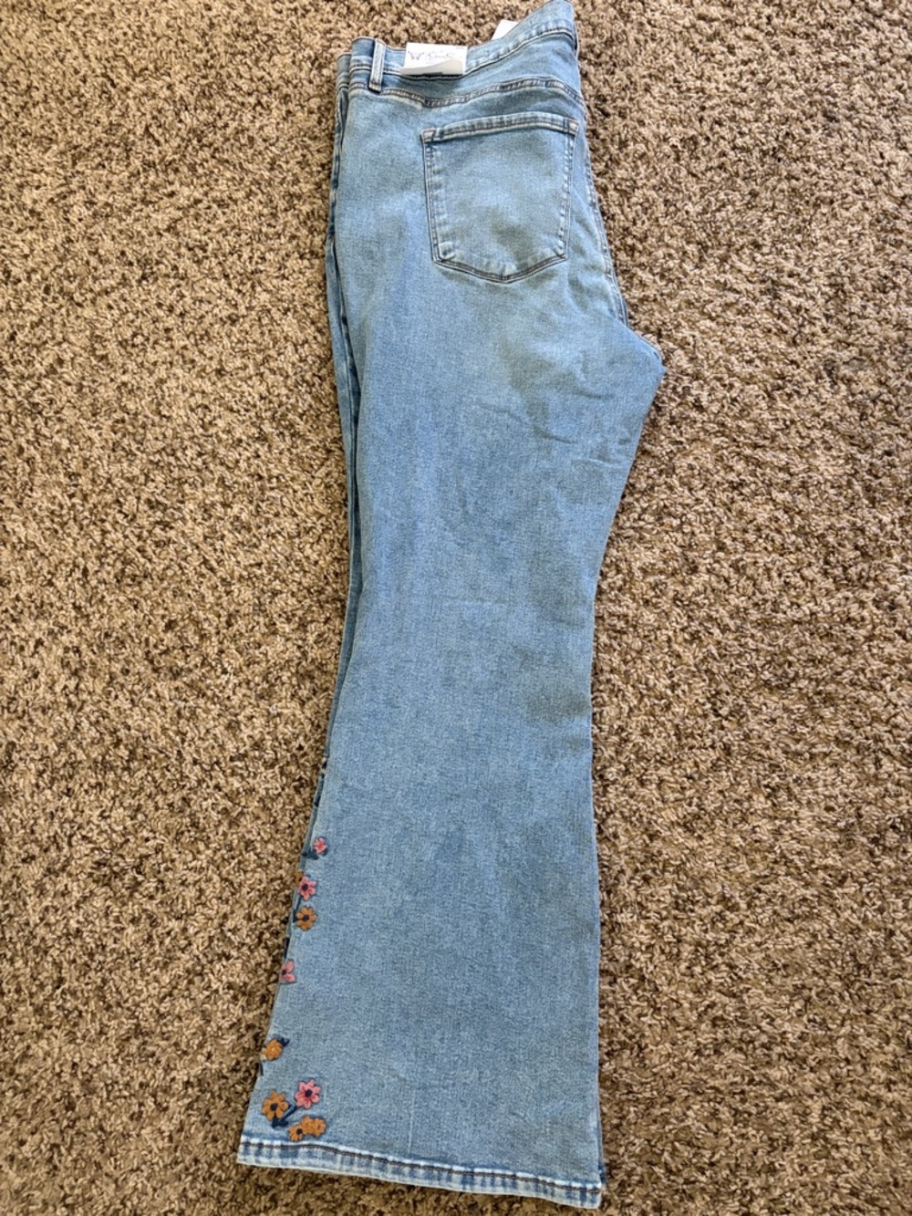 Embroidered Light Wash flare leg Women’s Jeans (Jessica Simpson)- Floral Detail - Picture 3 of 4